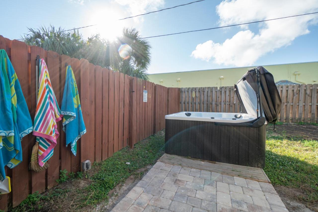 Sunset Serenity - 3Br Beach Townhome With Outdoor Patio - New Hot Tub, Steps To Ocean Fun! Melbourne Exterior foto